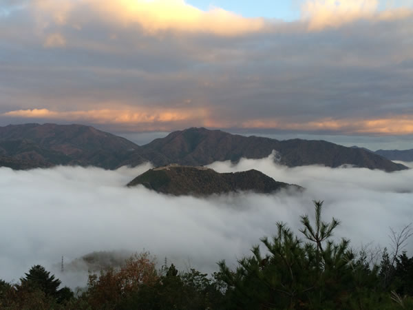 竹田城跡の雲海撮影スポットと日の出を見る場所！写真撮るなら立雲峡